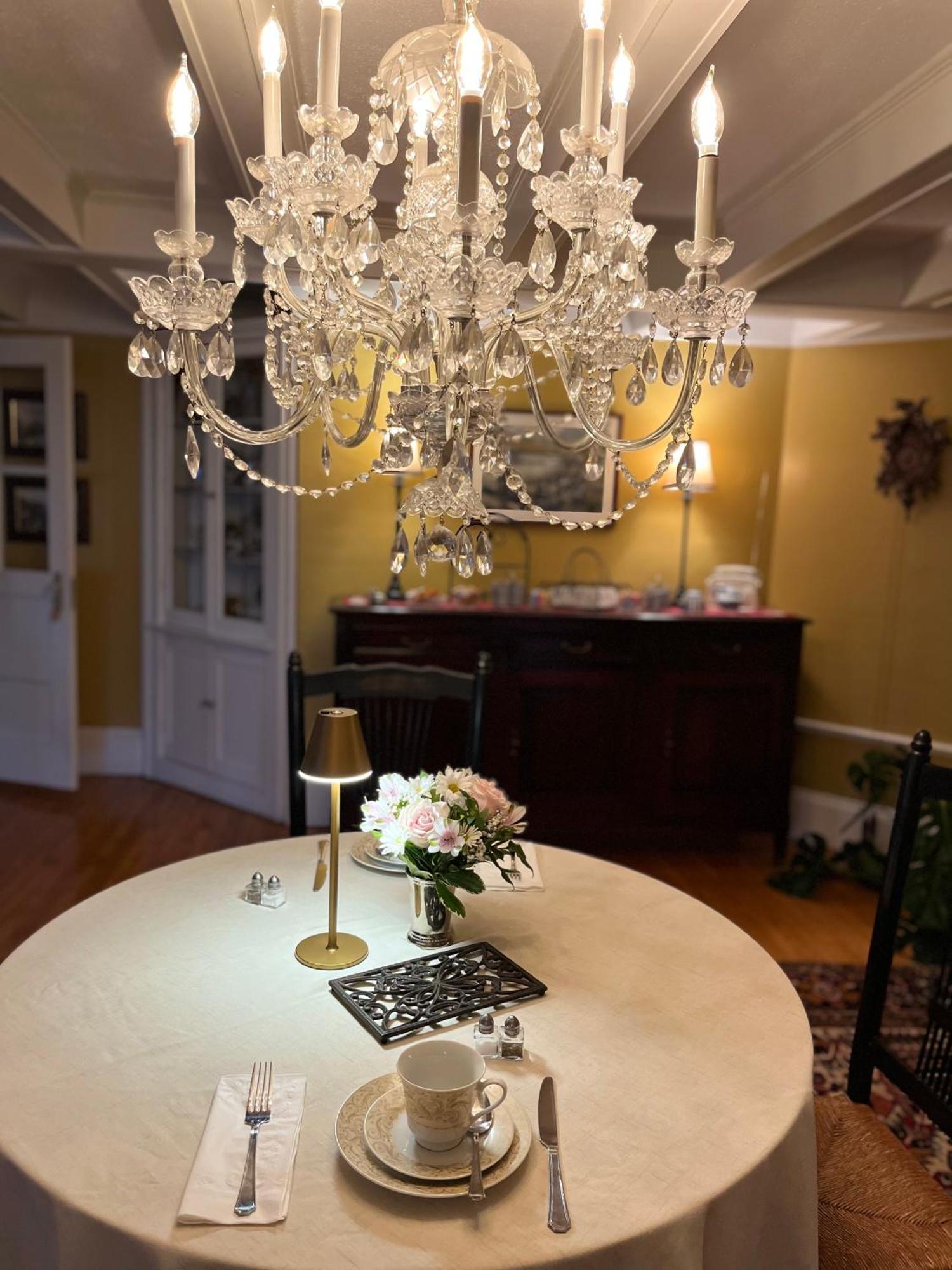 Antique1242 British Bed & Breakfast เอนฟิลด์ ภายนอก รูปภาพ